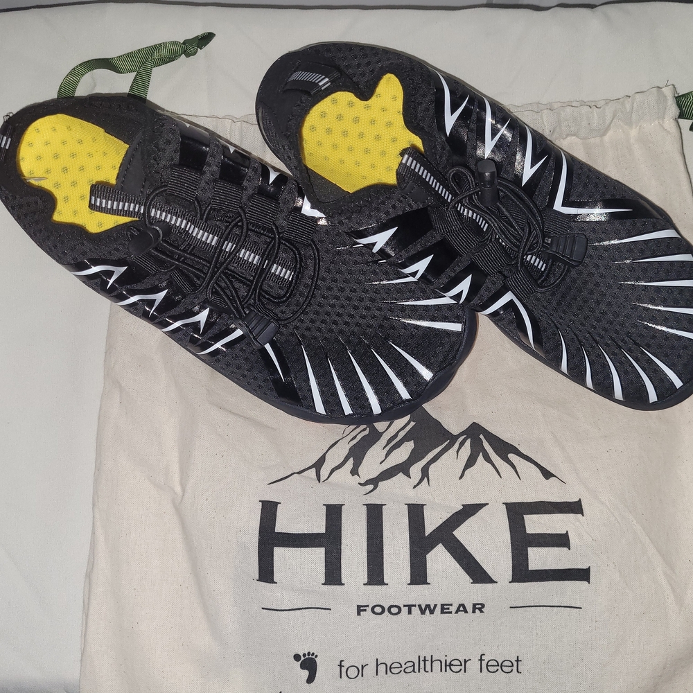 Hike Black and Yellow Footwear